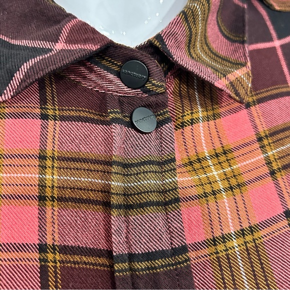Sanctuary Oversized Plaid Pocket Boyfriend  Shirt - Picture 6 of 10
